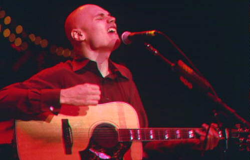 Play the guitar Billy!